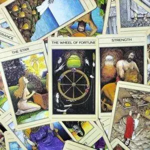 Horoskop roczny: Prognoza na 12 Miesięcy dla Twojego Znaku